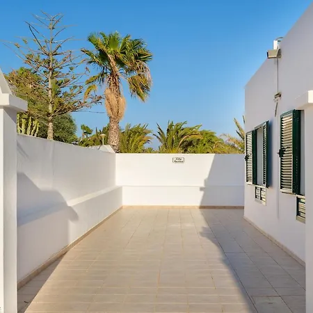 Villa Pacifico *
